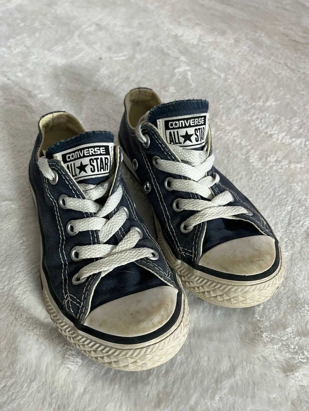 Converse Kids 11 Low Top Sneakers - Navy Blue with White Accents Good Used Cond